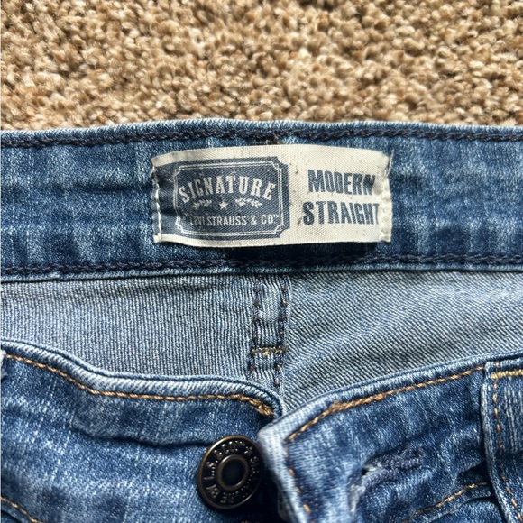 Levi Jeans - Picture 4 of 5
